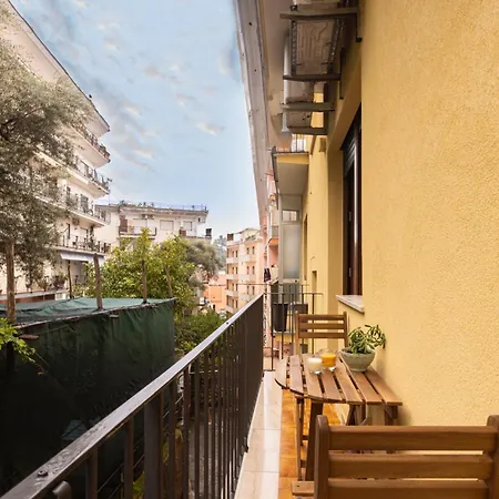 Charming&modern One-bedroom In Sorrento