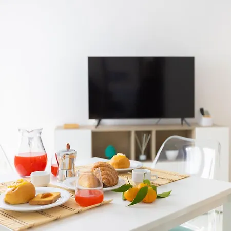 아파트 Charming&modern One-bedroom In *