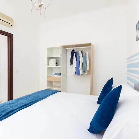 Charming&modern One-bedroom In Apartment *