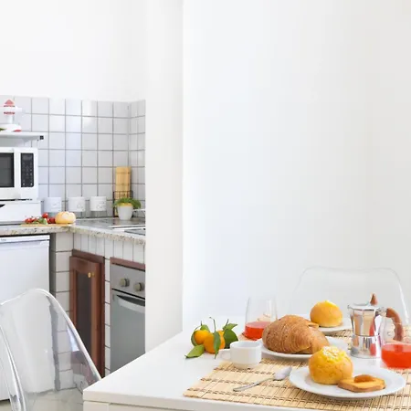 아파트 Charming&modern One-bedroom In 소렌토